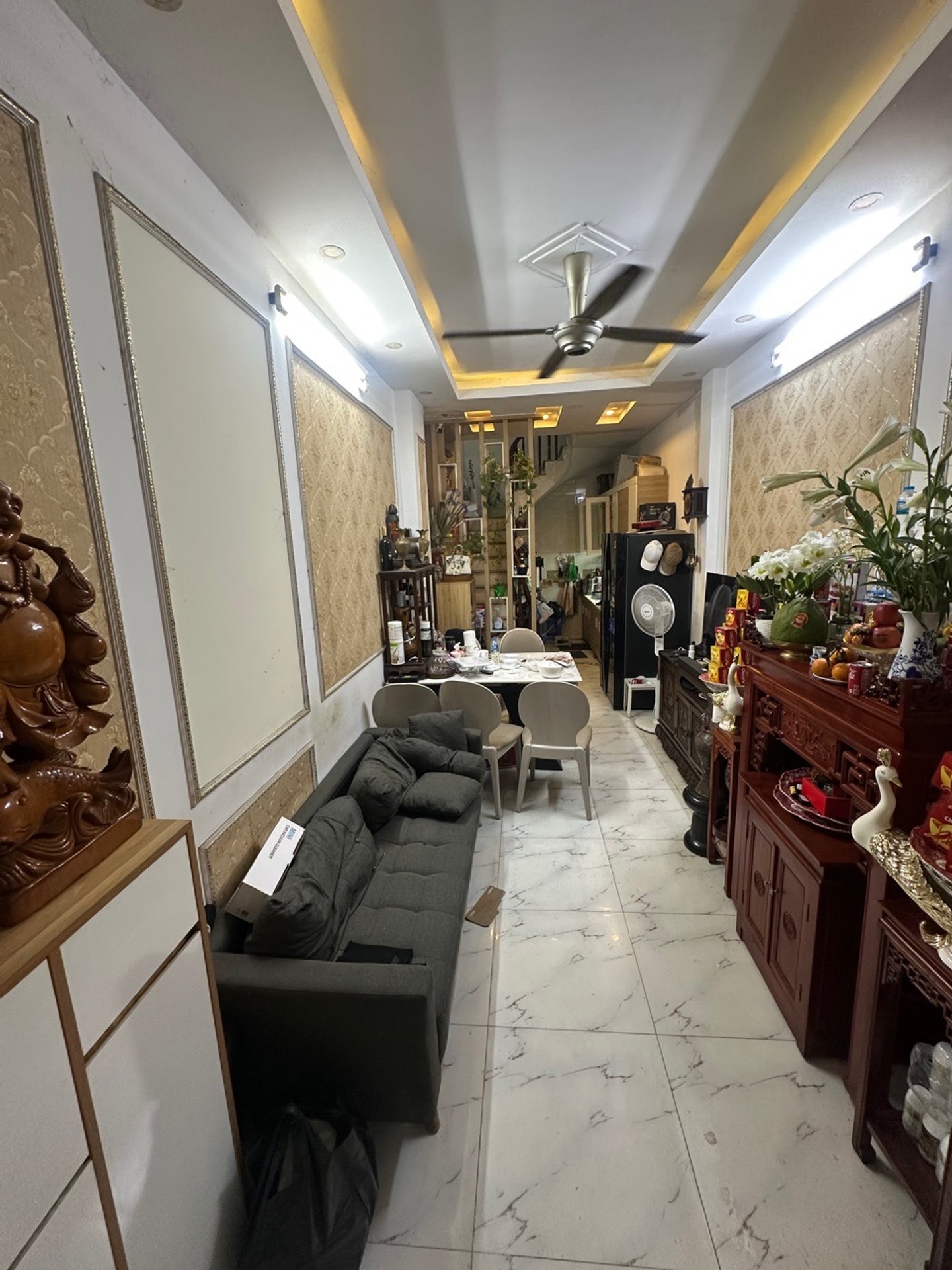 Bán nhà Trần Khát Chân - diện tích 33m2 5 tầng - ô tô đỗ gần - giá 8,8 tỷ