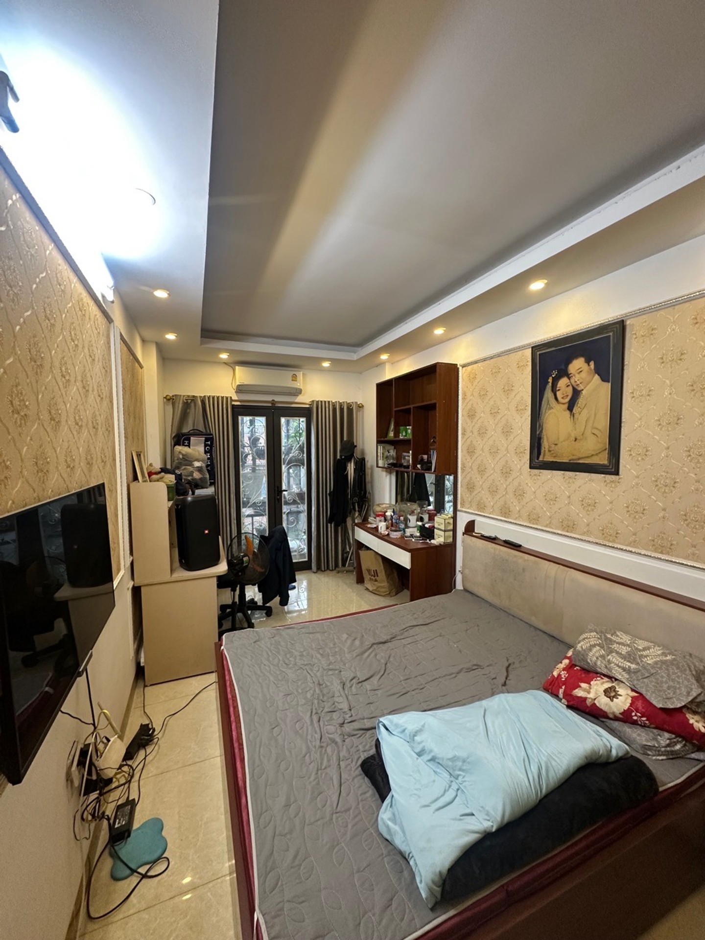 Bán nhà Trần Khát Chân - diện tích 33m2 5 tầng - ô tô đỗ gần - giá 8,8 tỷ