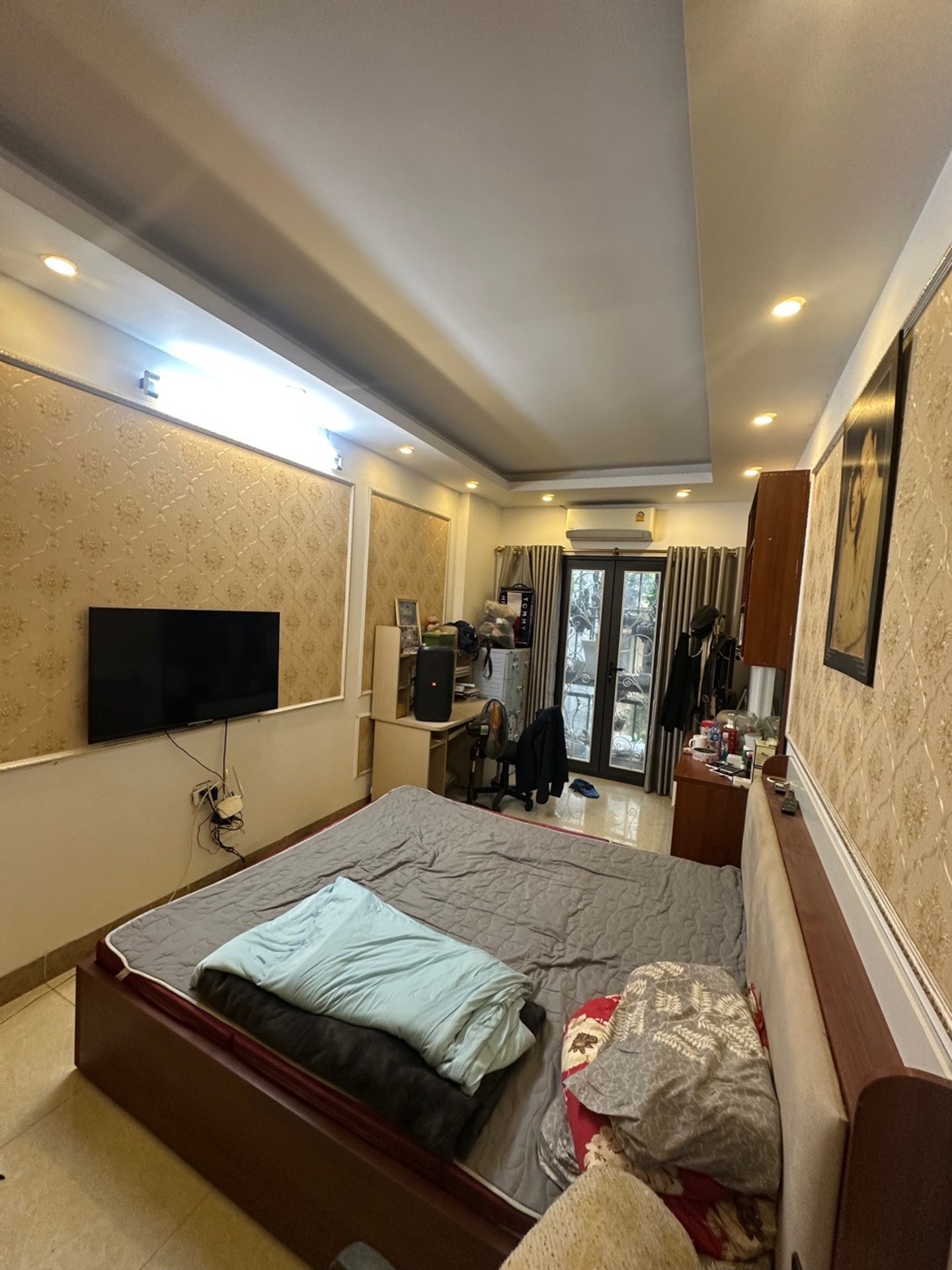 Bán nhà Trần Khát Chân - diện tích 33m2 5 tầng - ô tô đỗ gần - giá 8,8 tỷ