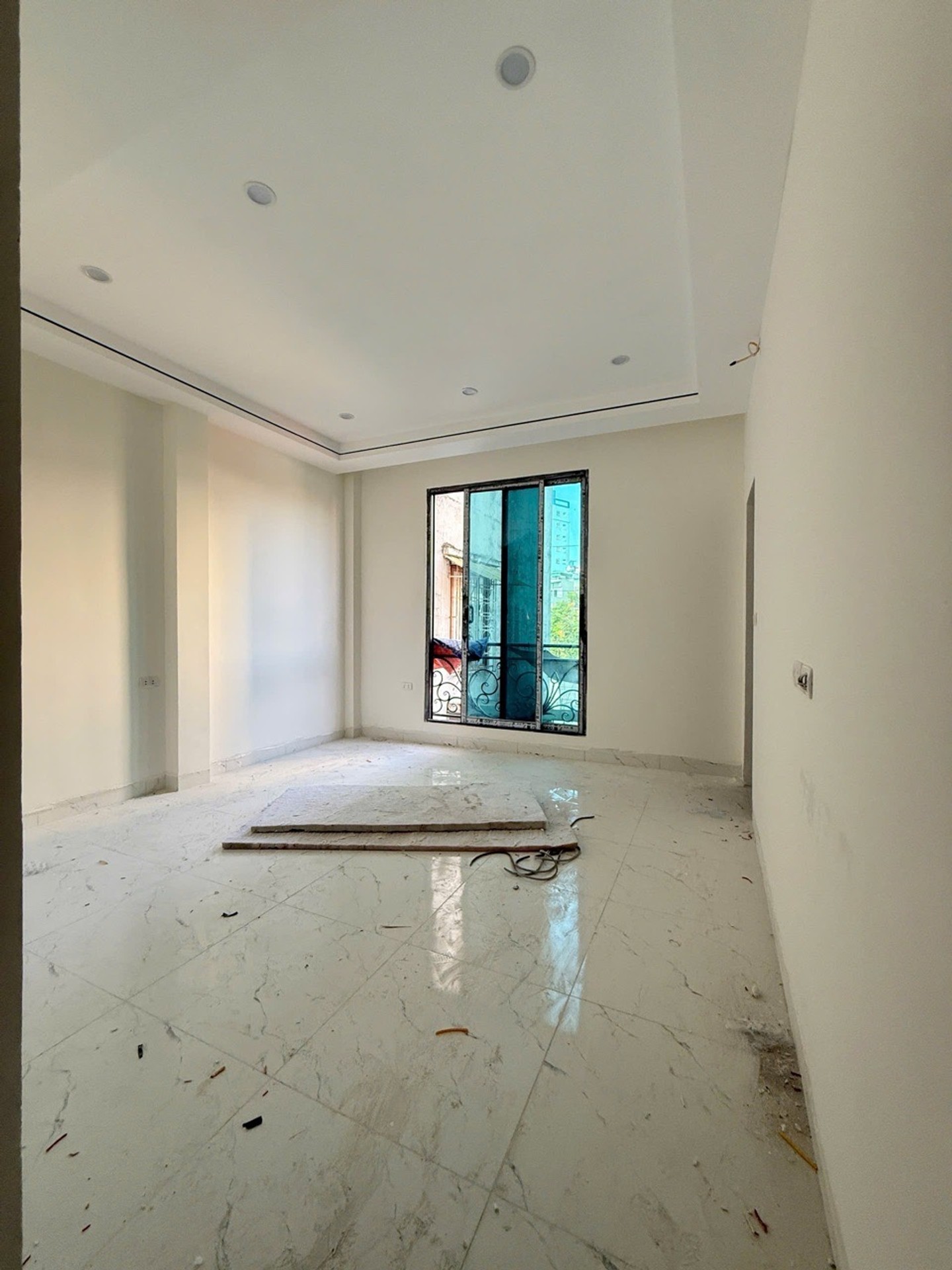 Bán nhà Giáp Bát - diện tích 31m2 5 tầng - Thang máy - giá 8,3 tỷ