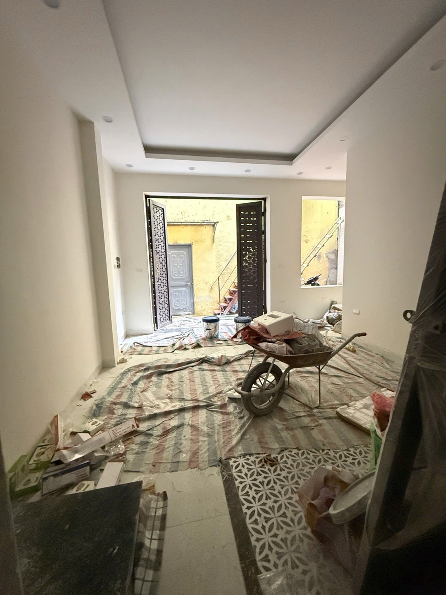 Bán nhà Giáp Bát - diện tích 31m2 5 tầng - Thang máy - giá 8,3 tỷ