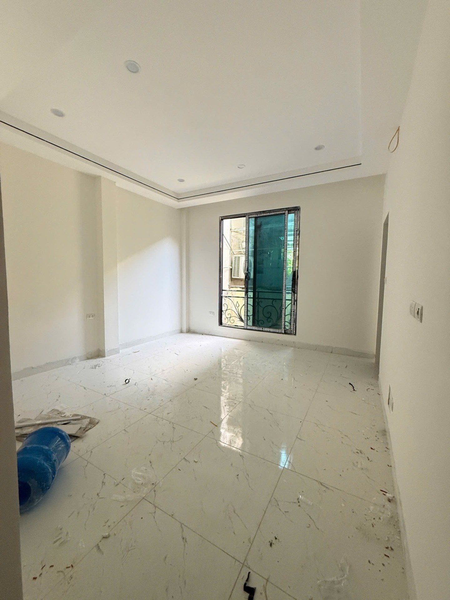 Bán nhà Giáp Bát - diện tích 31m2 5 tầng - Thang máy - giá 8,3 tỷ
