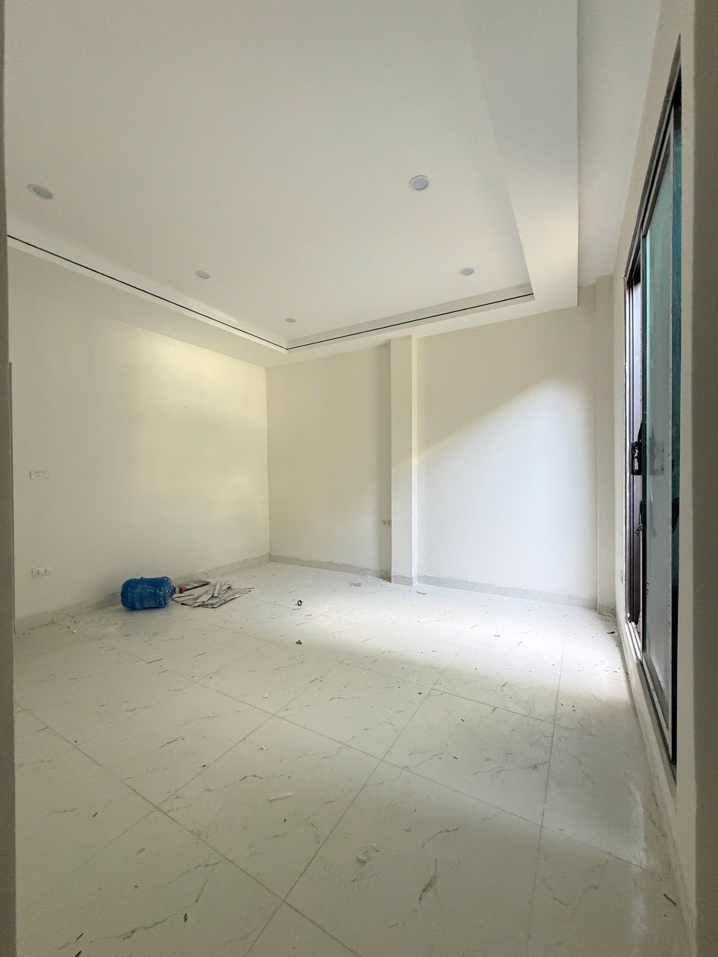 Bán nhà Giáp Bát - diện tích 31m2 5 tầng - Thang máy - giá 8,3 tỷ