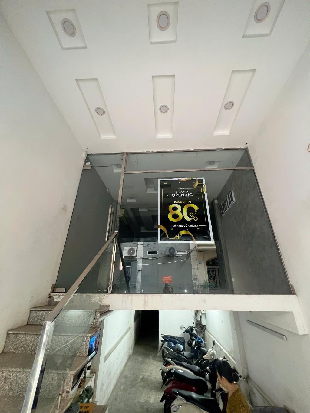 Bán nhà Đông Các - diện tích 64m2 8 tầng - Mặt phố thang máy mới tinh - giá 38 tỷ