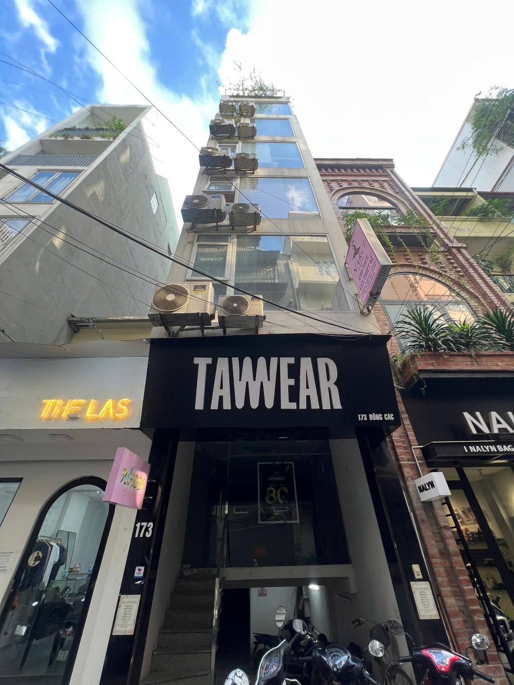 Bán nhà Đông Các - diện tích 64m2 8 tầng - Mặt phố thang máy mới tinh - giá 38 tỷ