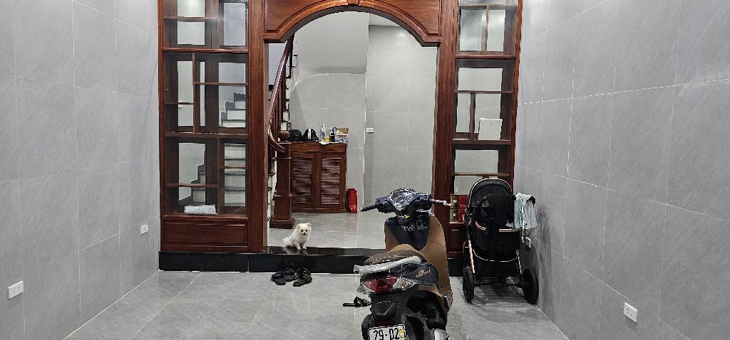 Bán nhà Ngõ Quỳnh - diện tích 40m2 4 tầng - Lô góc, ô tô nhỏ - giá 12 tỷ