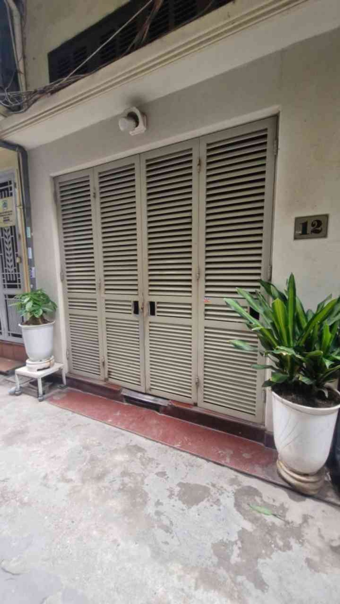 Bán nhà Trịnh Đình Cửu - diện tích 26m2 4 tầng - Phân lô ô tô lý tưởng - giá 10 tỷ