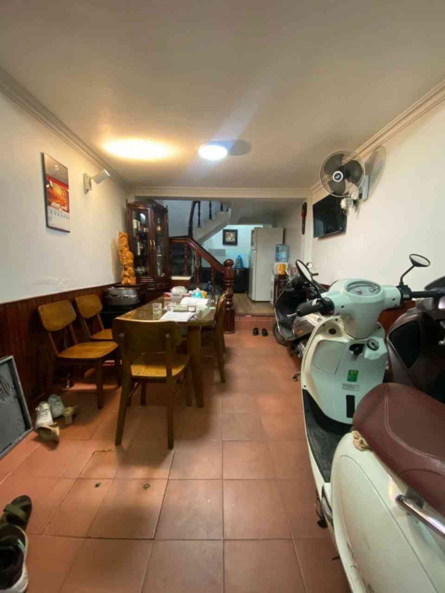 Bán nhà Trịnh Đình Cửu - diện tích 26m2 4 tầng - Phân lô ô tô lý tưởng - giá 10 tỷ