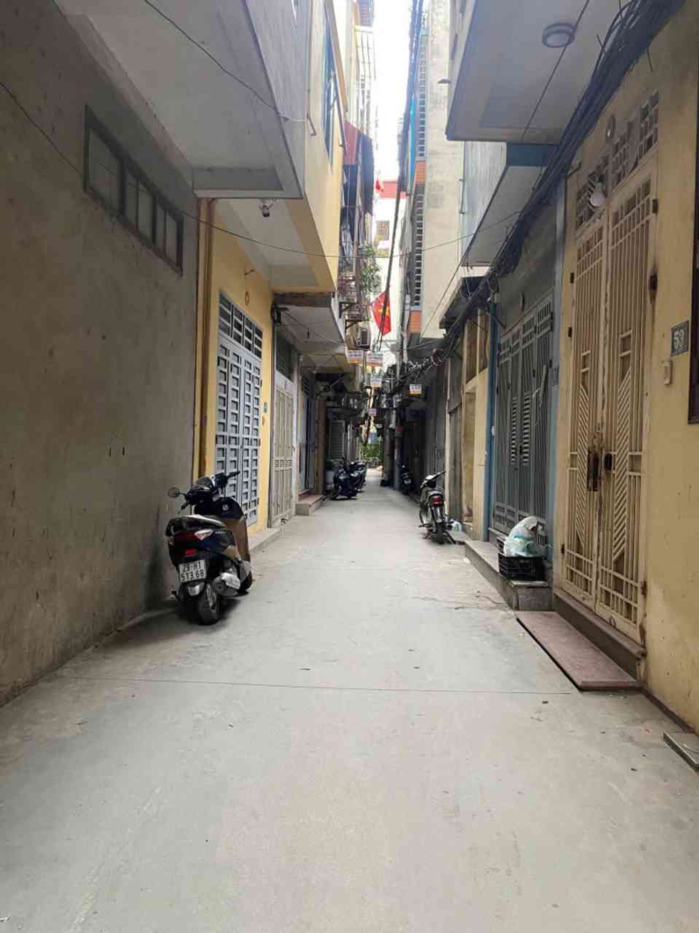 Bán nhà Trịnh Đình Cửu - diện tích 26m2 4 tầng - Phân lô ô tô lý tưởng - giá 10 tỷ