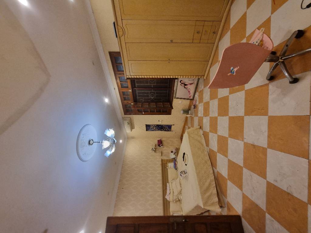 Bán nhà Ngõ 2 KĐT Đại Kim - diện tích 88.5m2 4 tầng - ô tô tránh - giá 28,9 tỷ