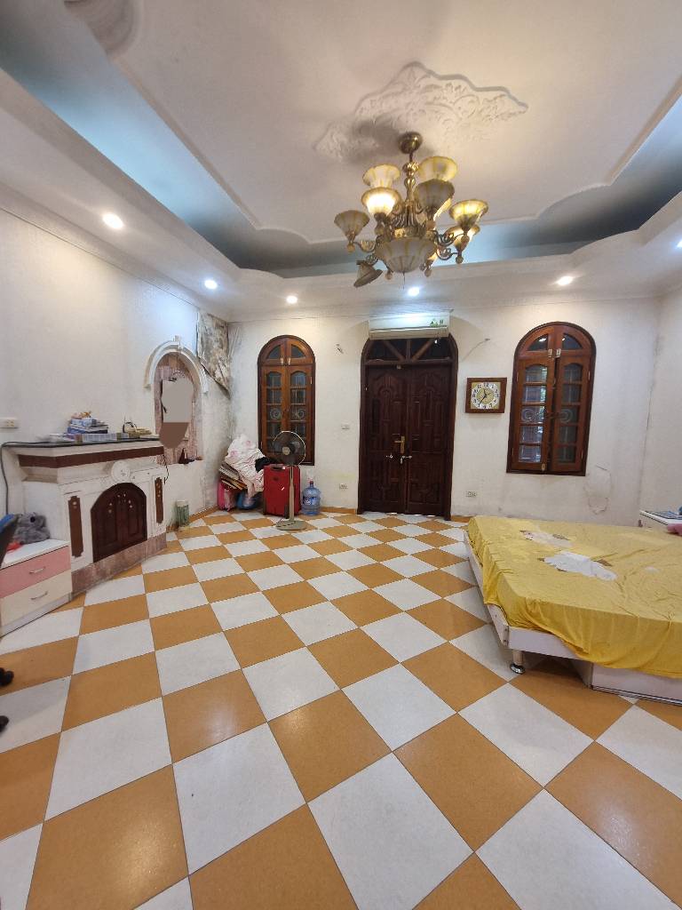 Bán nhà Ngõ 2 KĐT Đại Kim - diện tích 88.5m2 4 tầng - ô tô tránh - giá 28,9 tỷ