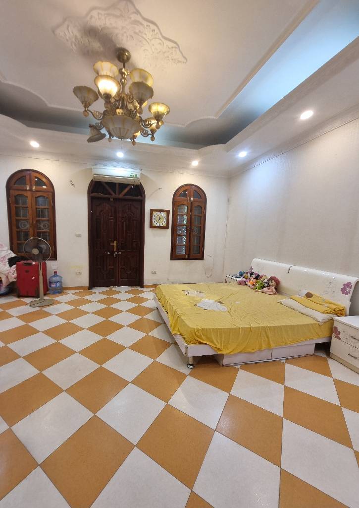 Bán nhà Ngõ 2 KĐT Đại Kim - diện tích 88.5m2 4 tầng - ô tô tránh - giá 28,9 tỷ