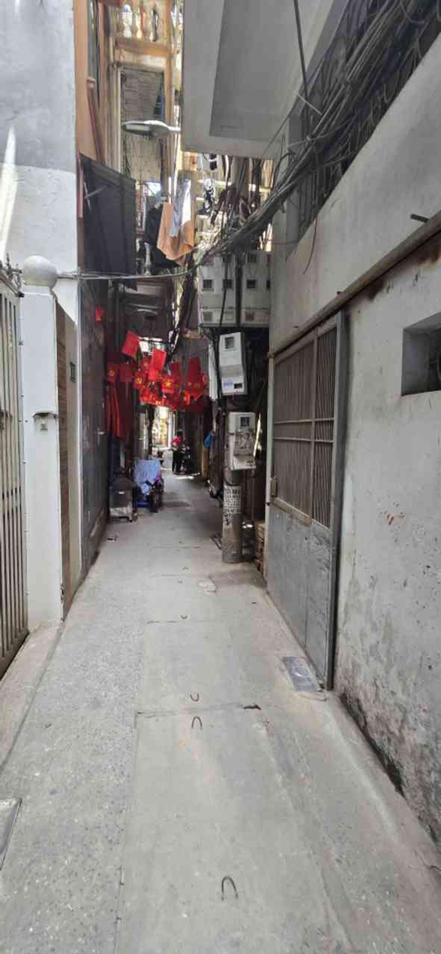 Bán nhà Nguyễn Trãi - diện tích 155m2 4 tầng - Mặt phố, 2 mặt thoáng - giá 98 tỷ