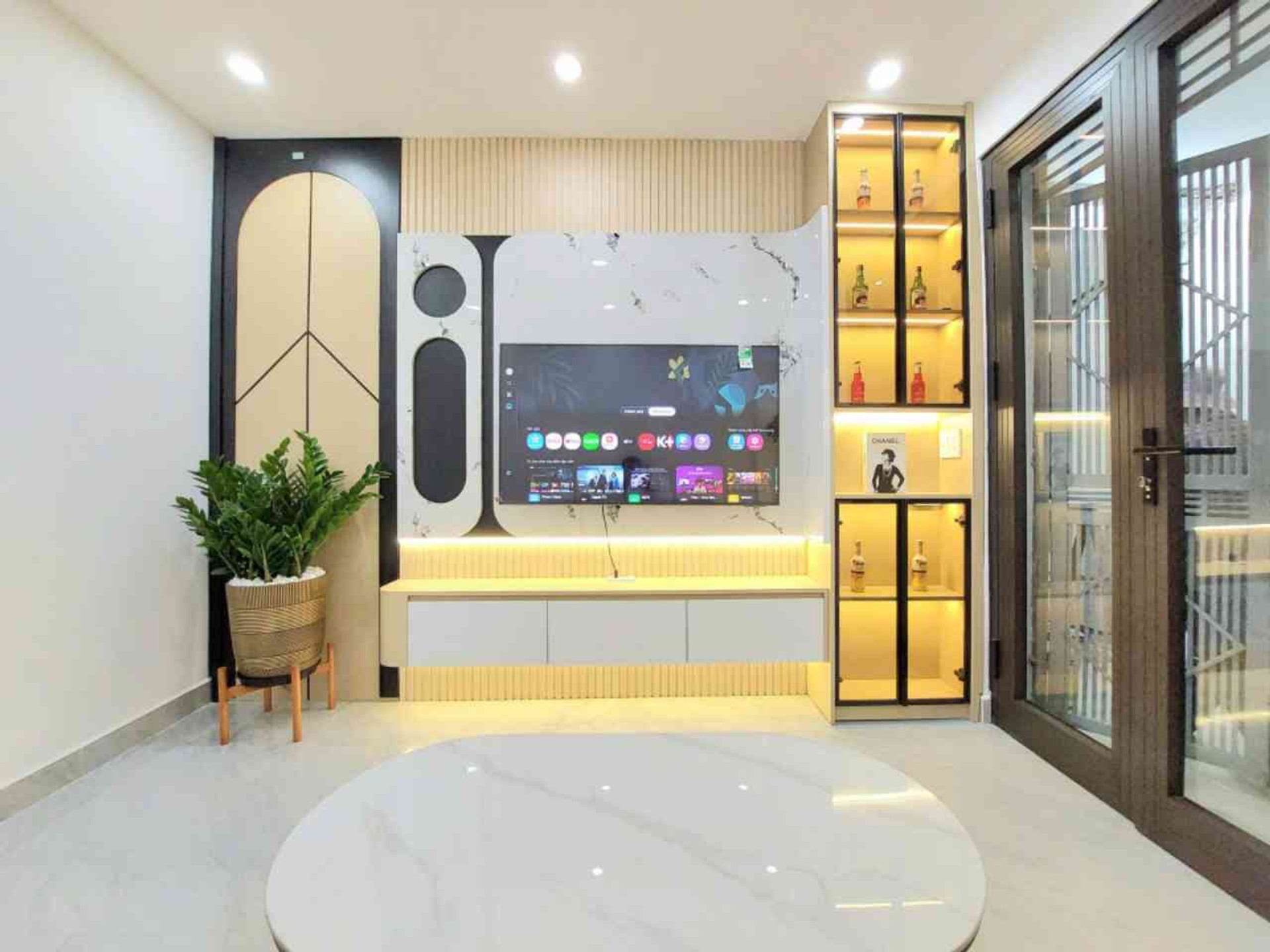 Bán nhà Quỳnh Lôi - diện tích 70m2 3 tầng - Tập thể VIP - giá 2,95 tỷ