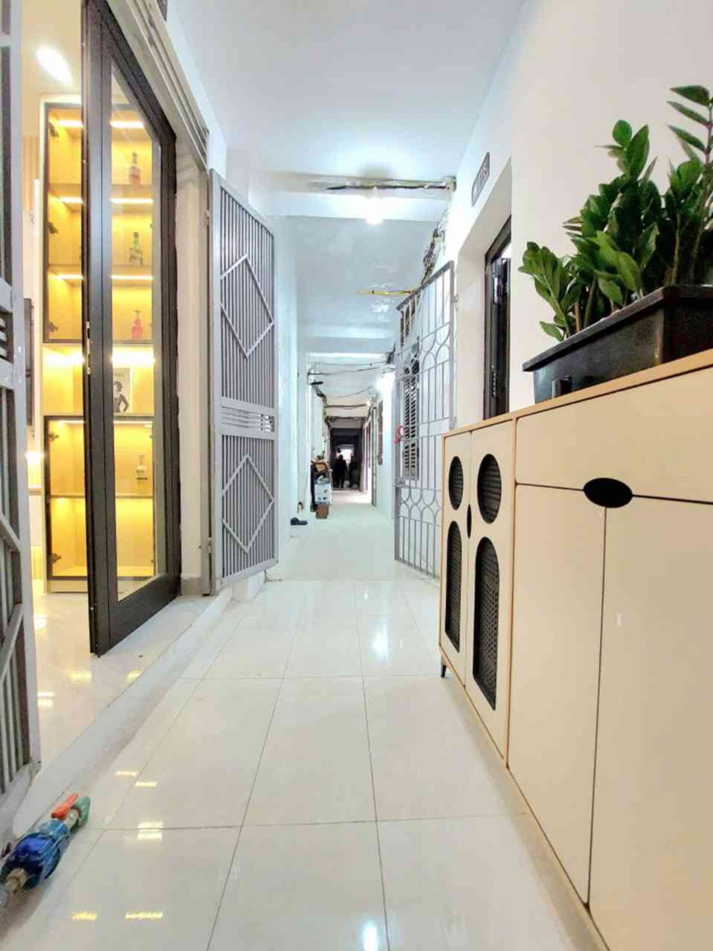 Bán nhà Quỳnh Lôi - diện tích 70m2 3 tầng - Tập thể VIP - giá 2,95 tỷ