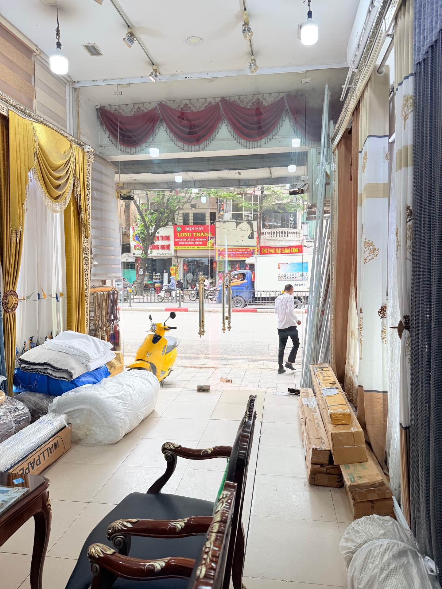 Bán nhà Tôn Đức Thắng - diện tích 41.4m2 2 tầng - MẶT PHỐ KINH DOANH - giá 31,2 tỷ