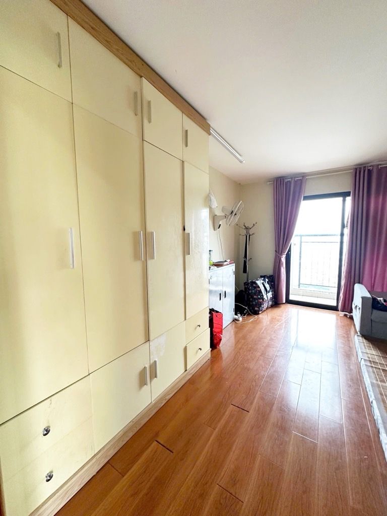 Bán căn hộ Hateco Hoàng Mai - diện tích 107m2 19 tầng - Sổ đỏ chính chủ - giá 7,3 tỷ