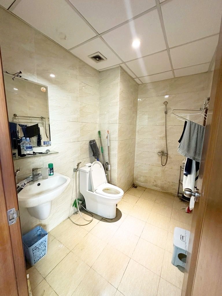 Bán căn hộ Hateco Hoàng Mai - diện tích 107m2 19 tầng - Sổ đỏ chính chủ - giá 7,3 tỷ