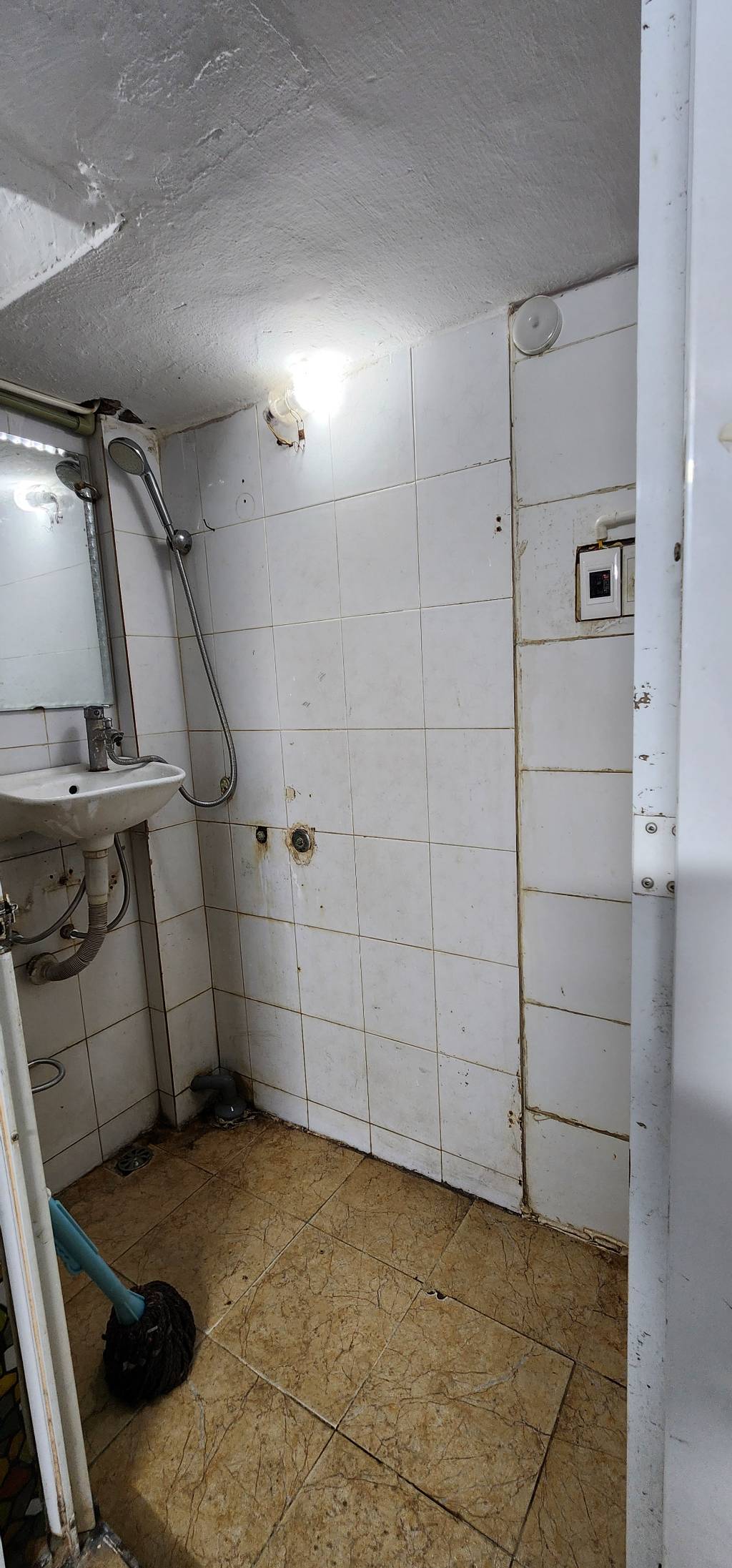 Bán nhà Hai Bà Trưng - diện tích 11m2 3 tầng - Sổ đỏ chính chủ - giá 7,9 tỷ