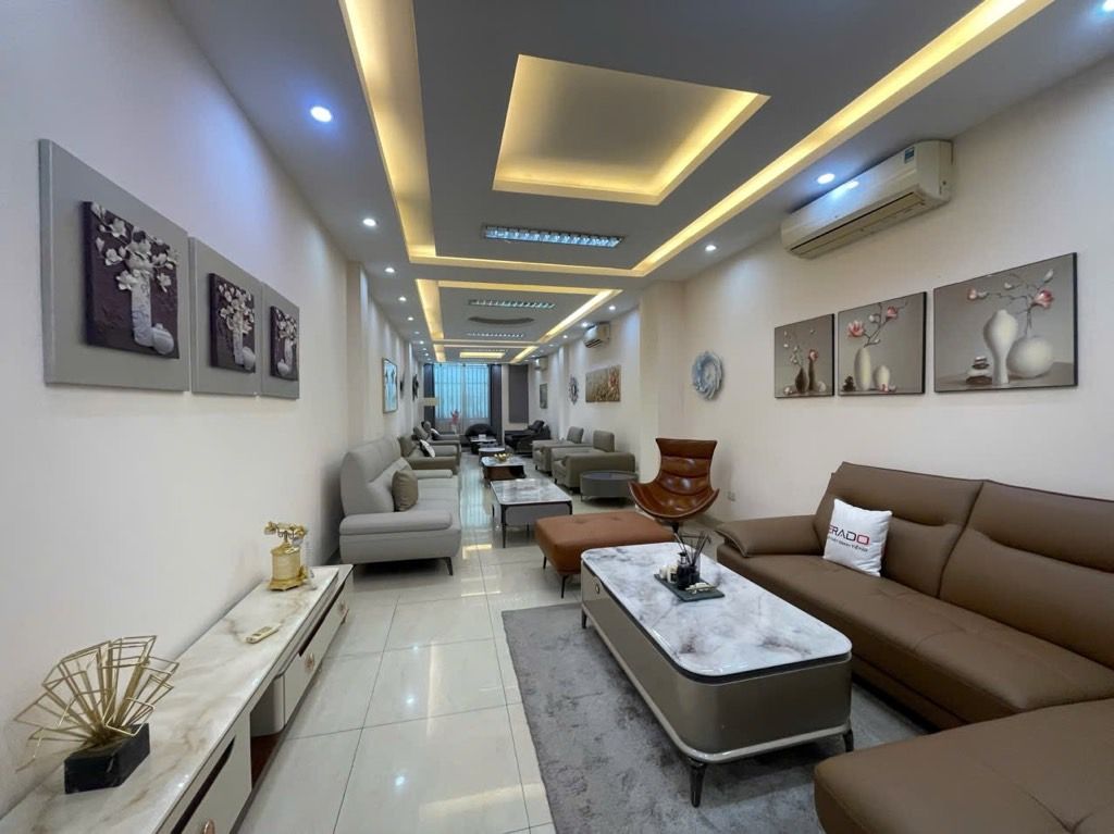 Bán nhà Bạch Mai - diện tích 114m2 7 tầng - Thang máy - giá 61,5 tỷ