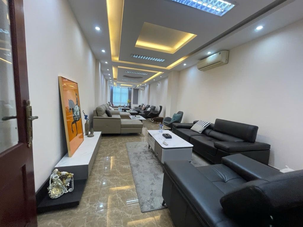 Bán nhà Bạch Mai - diện tích 114m2 7 tầng - Thang máy - giá 61,5 tỷ