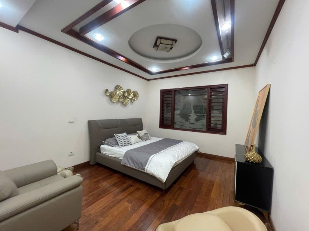 Bán nhà Bạch Mai - diện tích 114m2 7 tầng - Thang máy - giá 61,5 tỷ