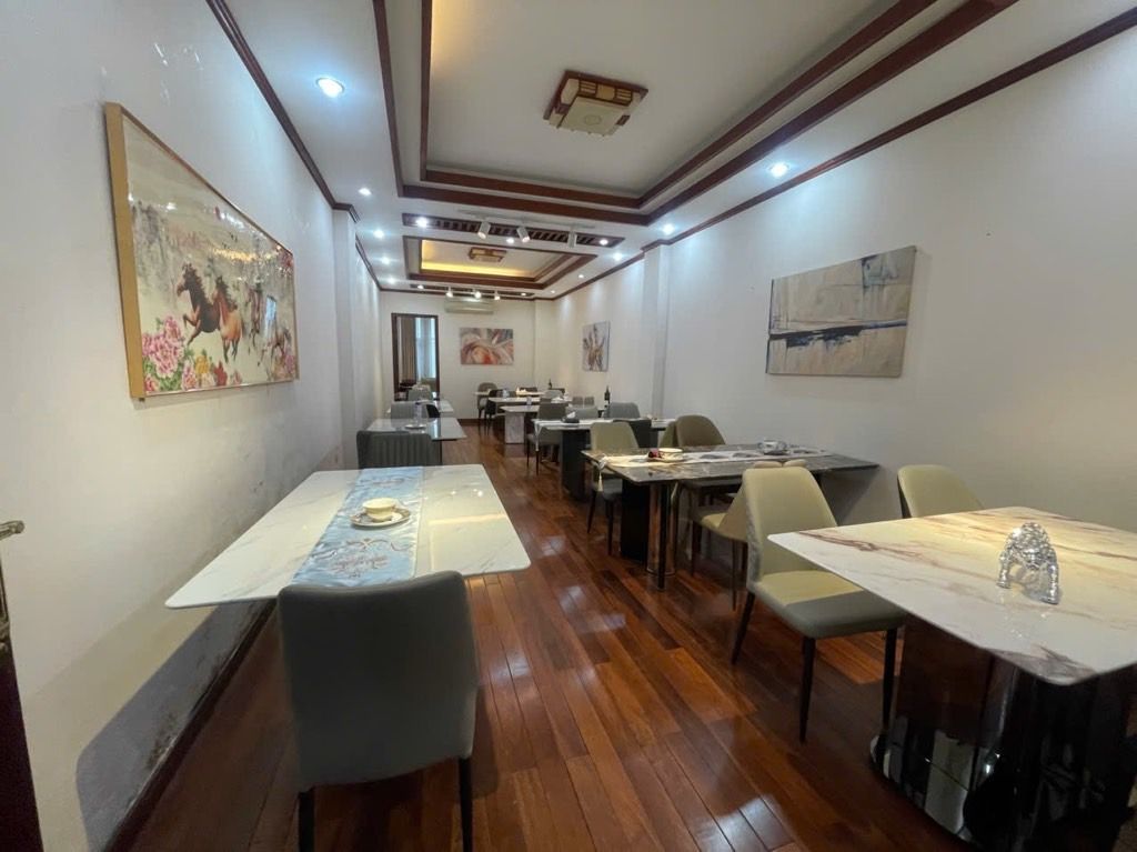 Bán nhà Bạch Mai - diện tích 114m2 7 tầng - Thang máy - giá 61,5 tỷ