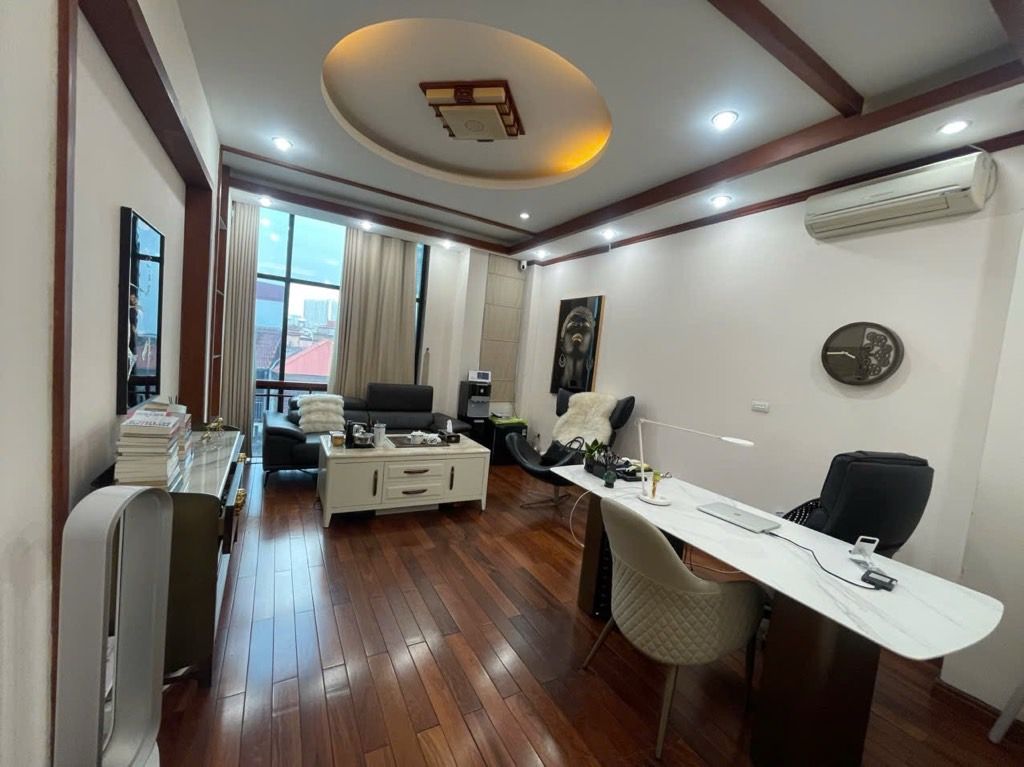 Bán nhà Bạch Mai - diện tích 114m2 7 tầng - Thang máy - giá 61,5 tỷ