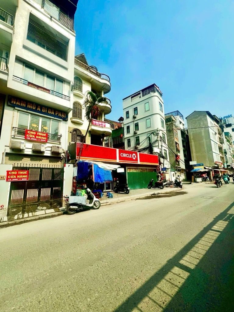 Bán nhà Kim Đồng - diện tích 160m2 5 tầng - Lô góc 3 mặt thoáng - giá 105 tỷ