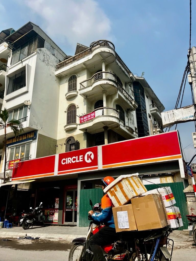 Bán nhà Kim Đồng - diện tích 160m2 5 tầng - Lô góc 3 mặt thoáng - giá 105 tỷ