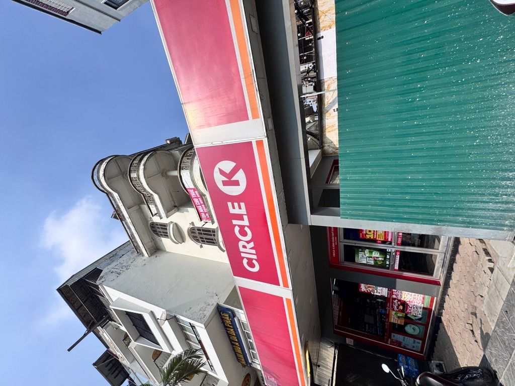 Bán nhà Kim Đồng - diện tích 160m2 5 tầng - Lô góc 3 mặt thoáng - giá 105 tỷ