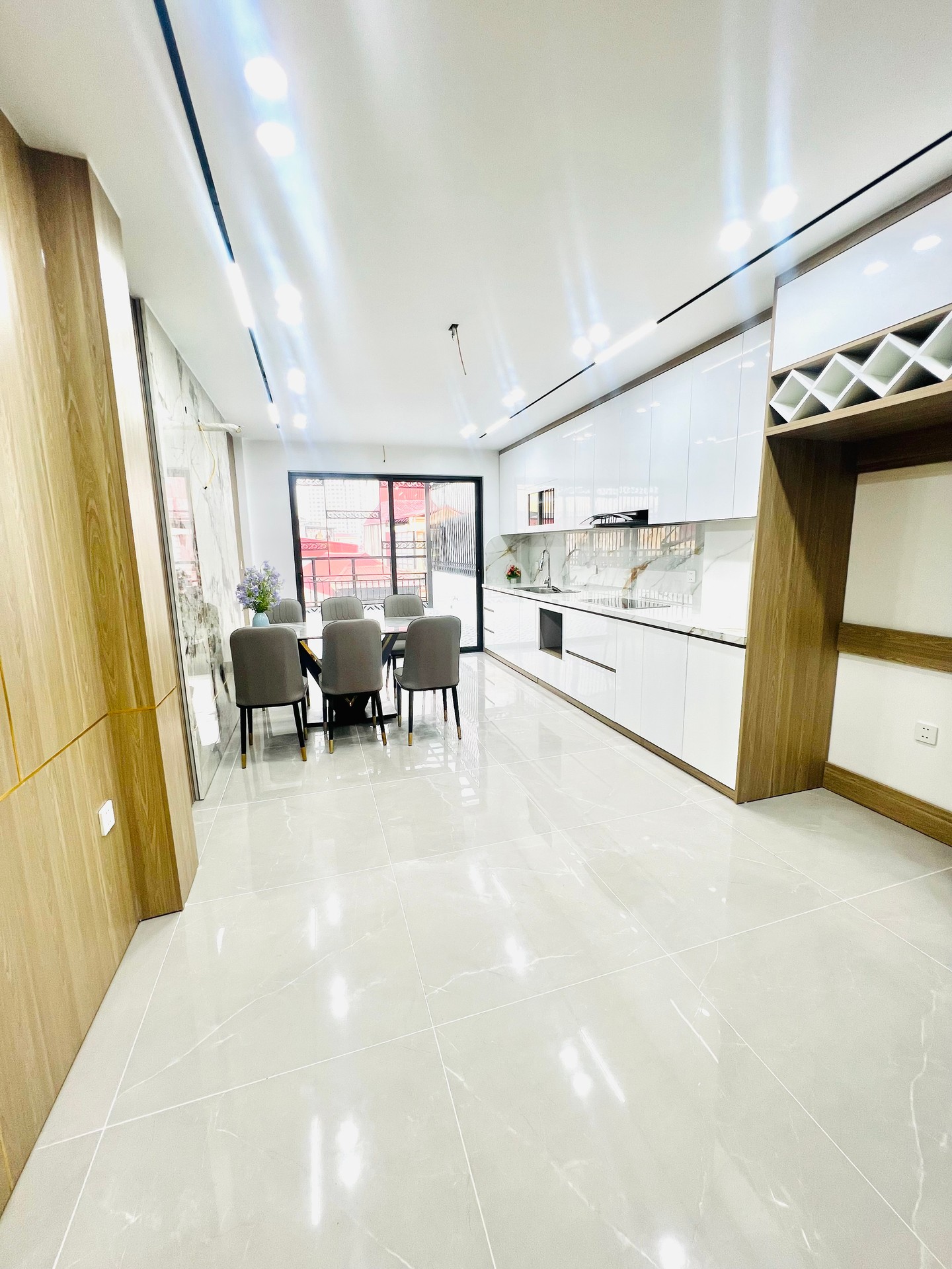 Bán nhà Thịnh Liệt - diện tích 50m2 6 tầng - Đẹp nhất Thịnh Liệt - giá Nhỉnh 21 tỷ