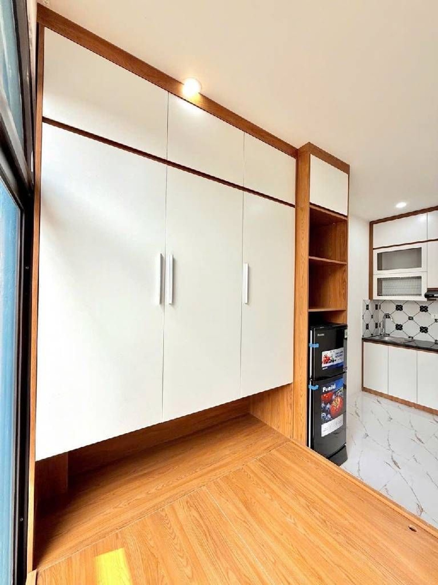 Bán nhà Giáp Bát - diện tích 60m2 6 tầng - 14 phòng khép kín - giá 17,6 tỷ