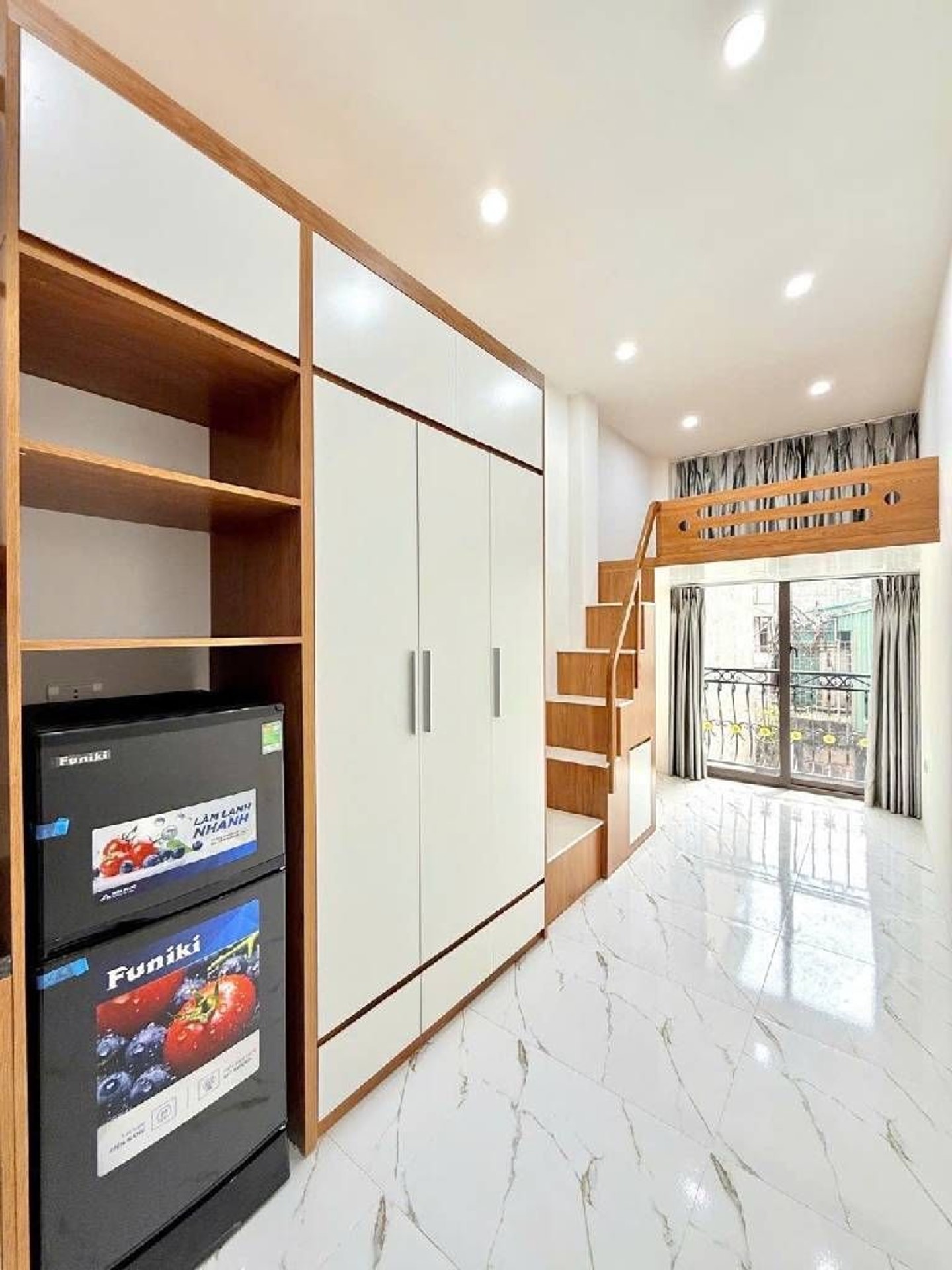 Bán nhà Giáp Bát - diện tích 60m2 6 tầng - 14 phòng khép kín - giá 17,6 tỷ