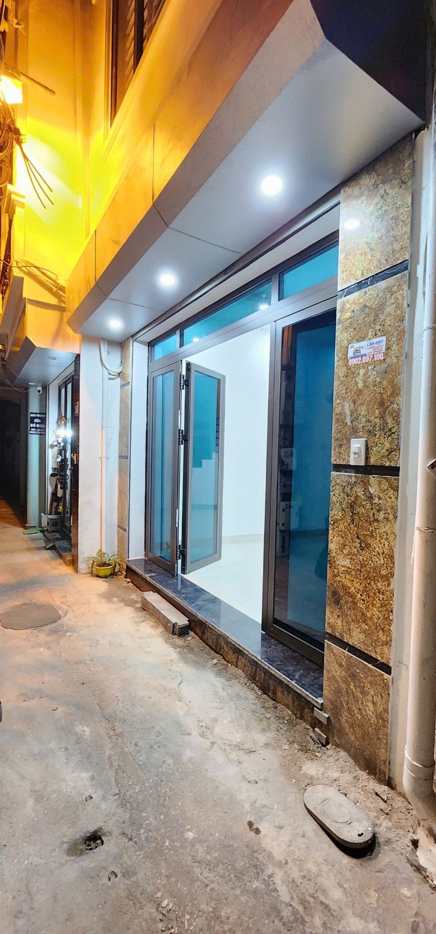 Bán nhà Hai Bà Trưng - diện tích 42m2 5 tầng - thang máy, gần ô tô - giá 11,95 tỷ