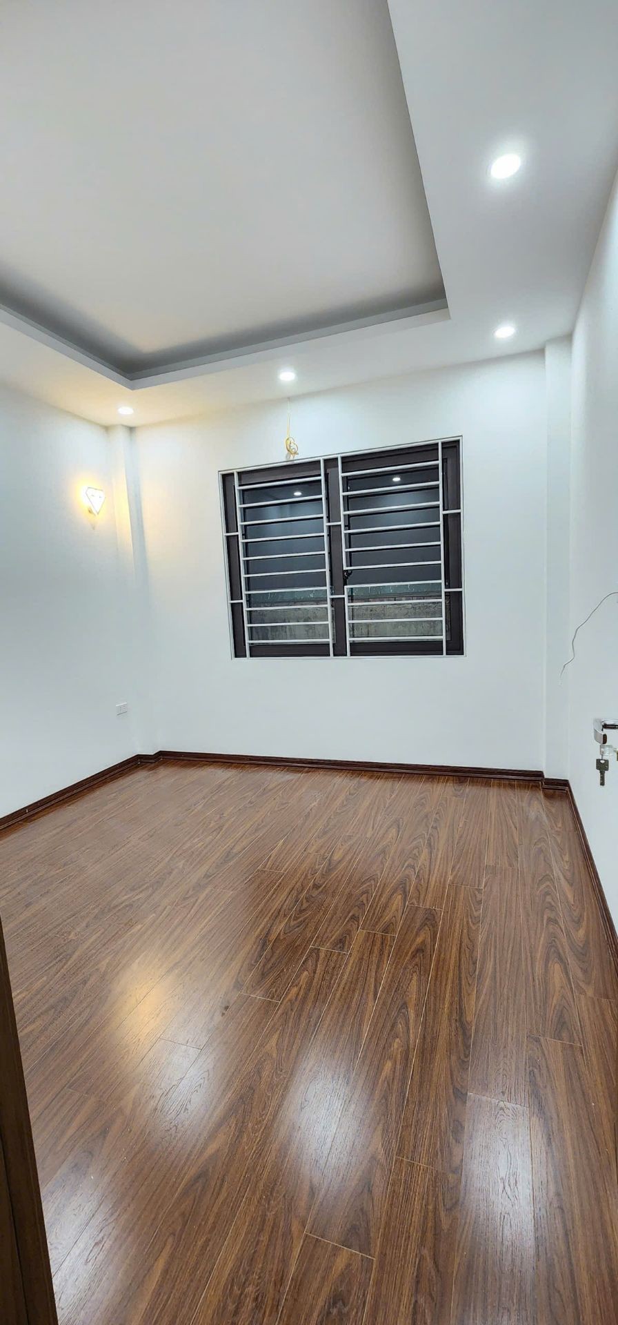Bán nhà Hai Bà Trưng - diện tích 42m2 5 tầng - thang máy, gần ô tô - giá 11,95 tỷ