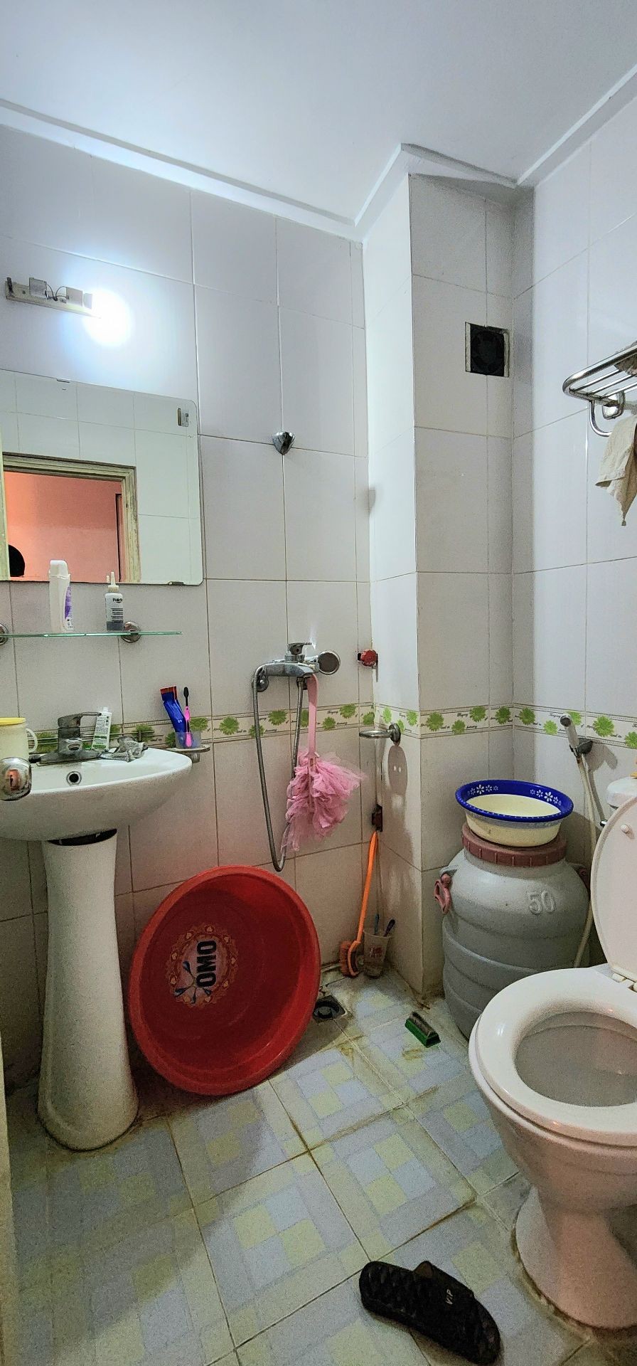 Bán nhà Kim Ngưu - diện tích 22m2 5 tầng - ô tô tránh - giá 9,5 tỷ