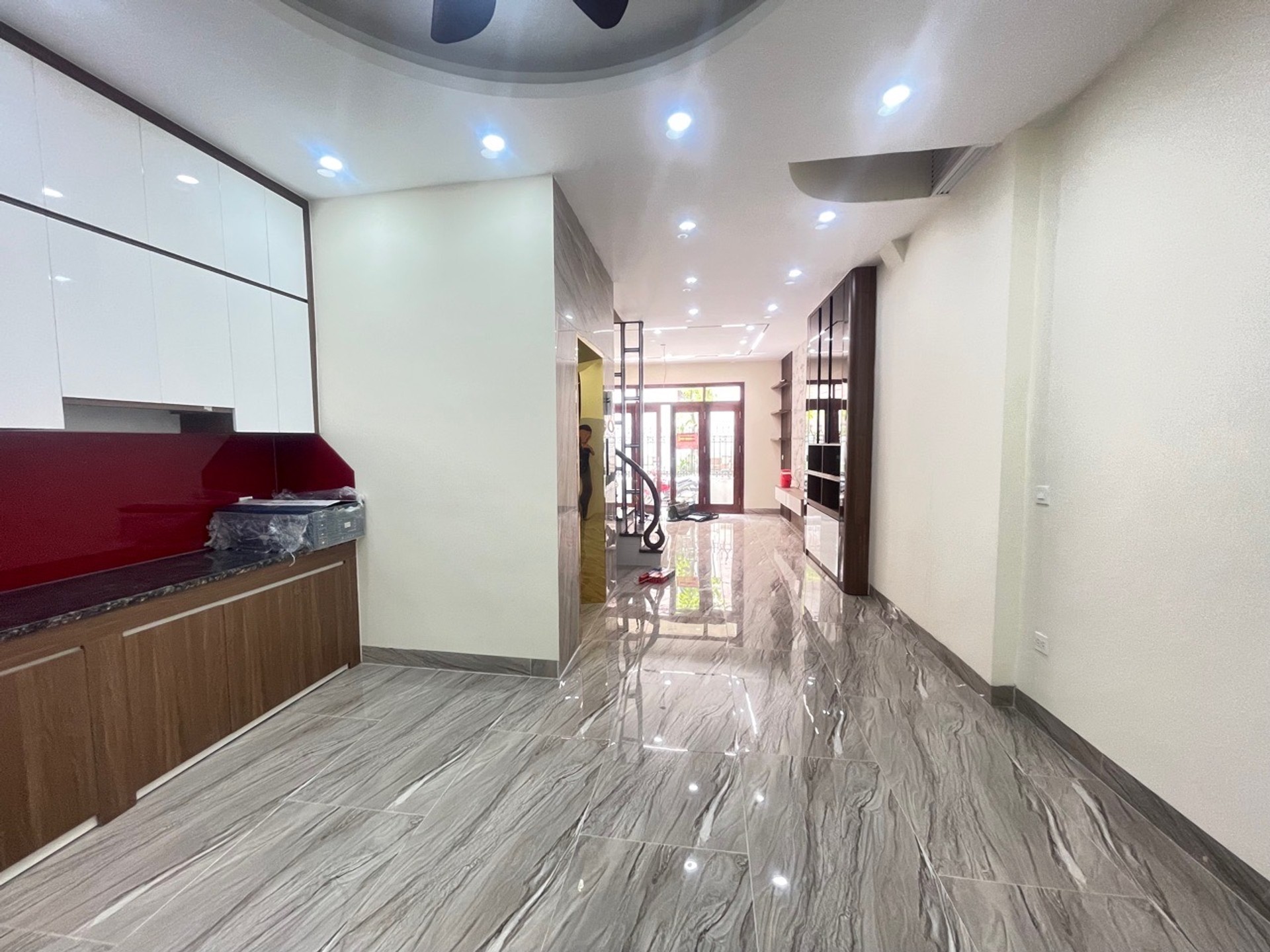 Bán nhà Nam Dư - diện tích 53m2 6 tầng - Nhà mới thang máy - giá 16,5 tỷ