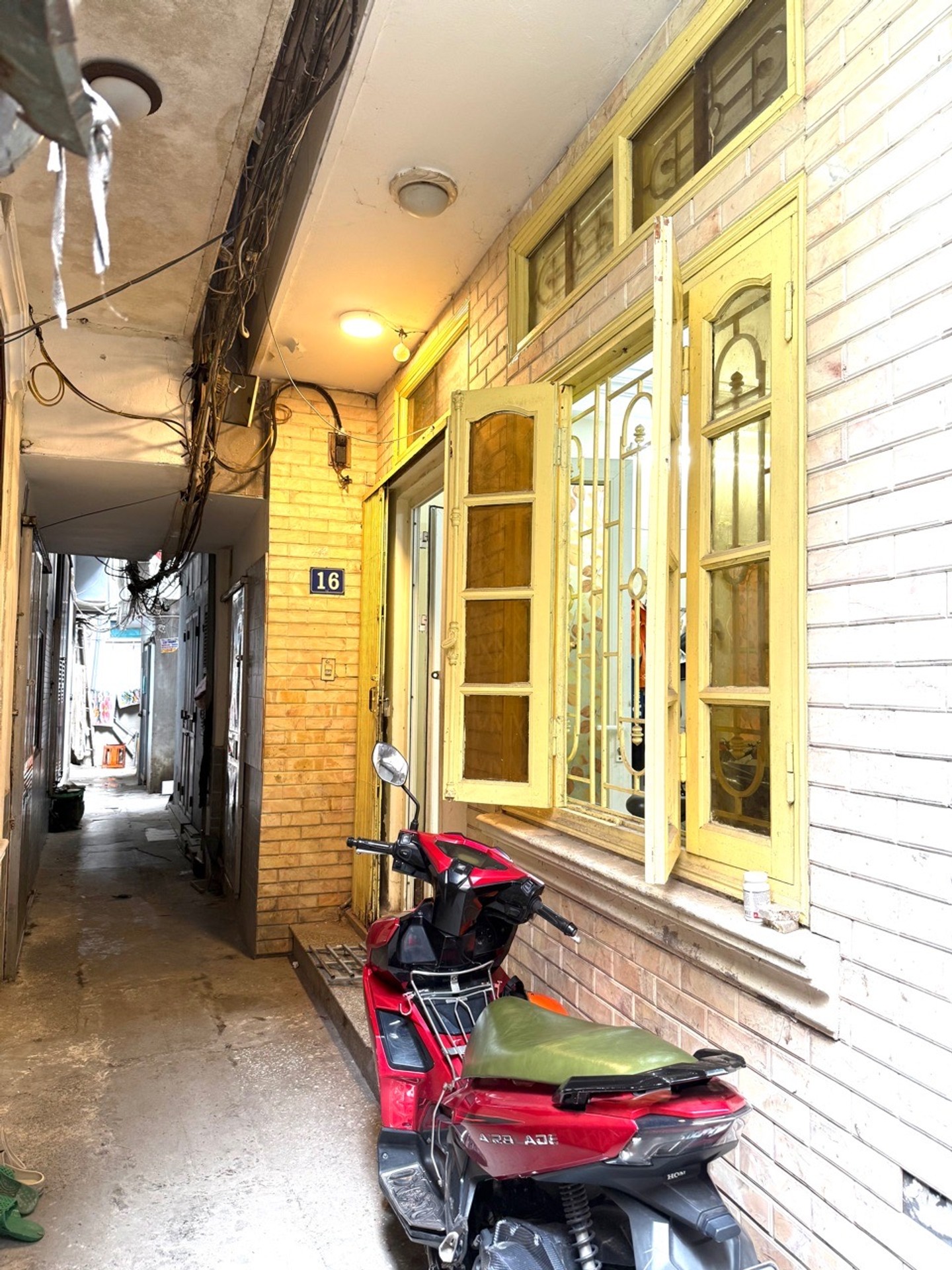 Bán nhà Hồng Mai - diện tích 35m2 4 tầng - Nhà đẹp hiếm có - giá 8,1 tỷ