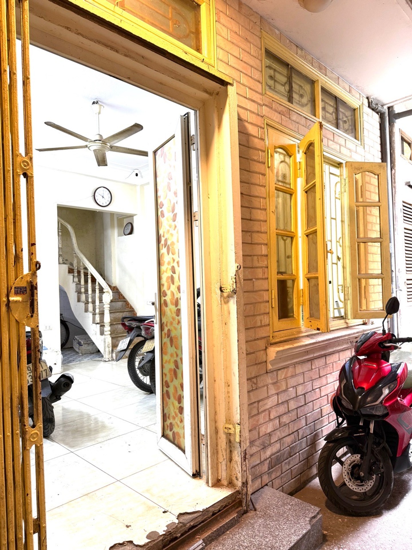 Bán nhà Hồng Mai - diện tích 35m2 4 tầng - Nhà đẹp hiếm có - giá 8,1 tỷ