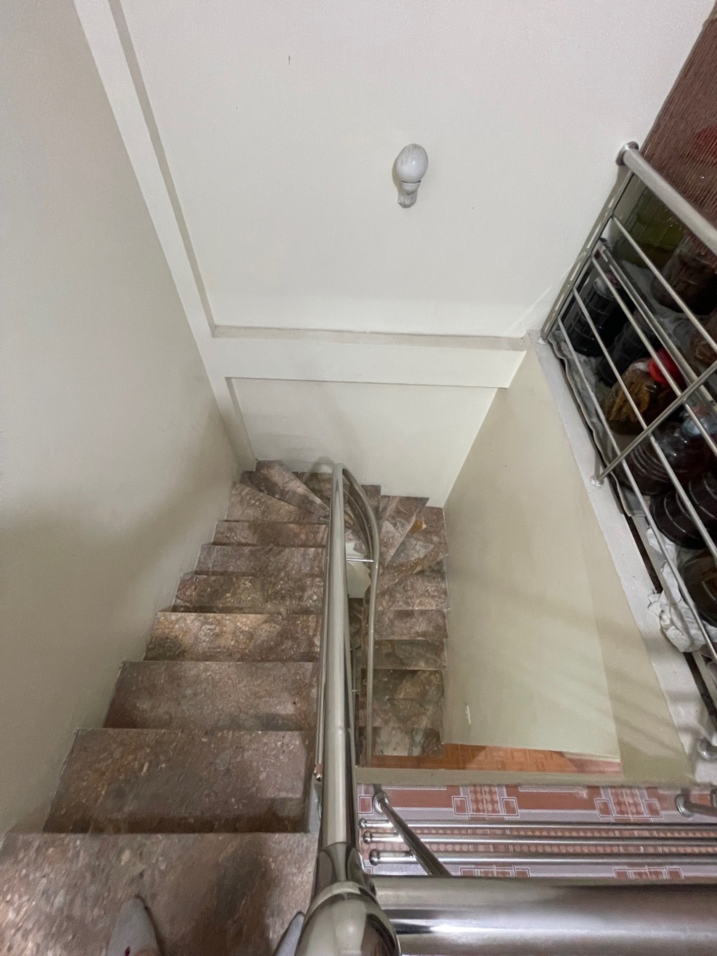 Bán nhà Nam Dư - diện tích 30m2 5 tầng - Khu yên tĩnh - giá 7,4 tỷ