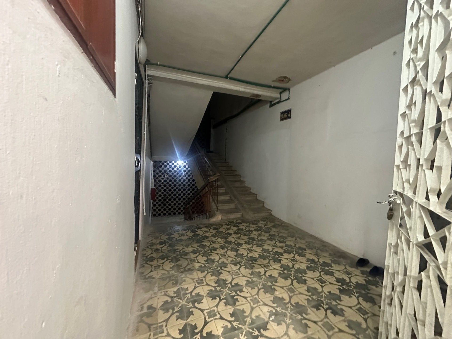 Bán nhà Bùi Ngọc Dương - diện tích 65m2 4 tầng - Gần Công viên Tuổi Trẻ - giá 3,95 tỷ