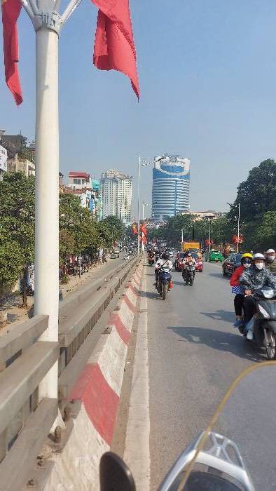 Bán nhà Nguyễn Chí Thanh - diện tích 57m2 4 tầng - Mặt phố VIP kinh doanh - giá 23,5 tỷ