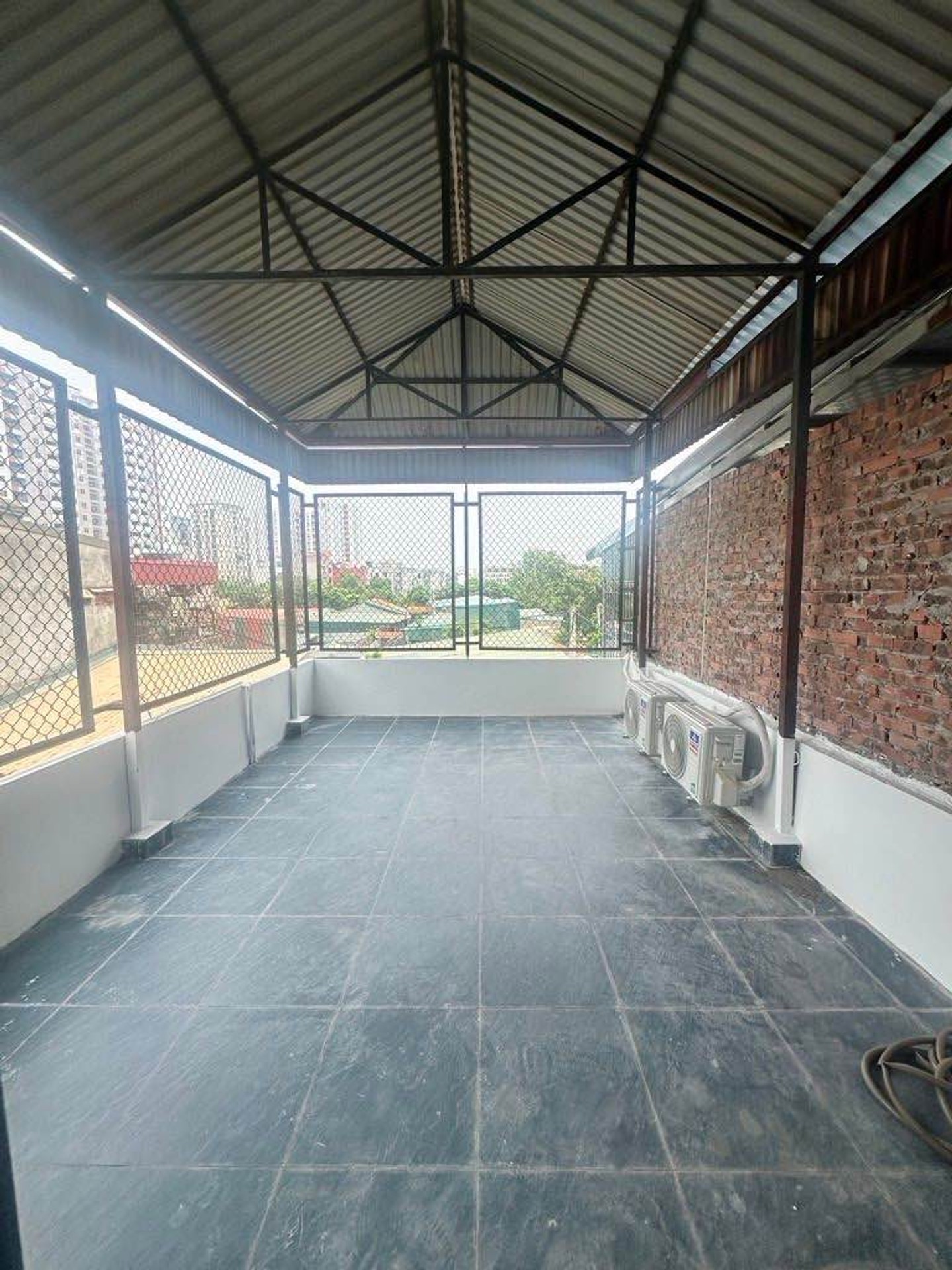 Bán nhà Tân Mai - diện tích 32m2 3 tầng - Nhà đẹp hiếm có - giá 3,86 tỷ