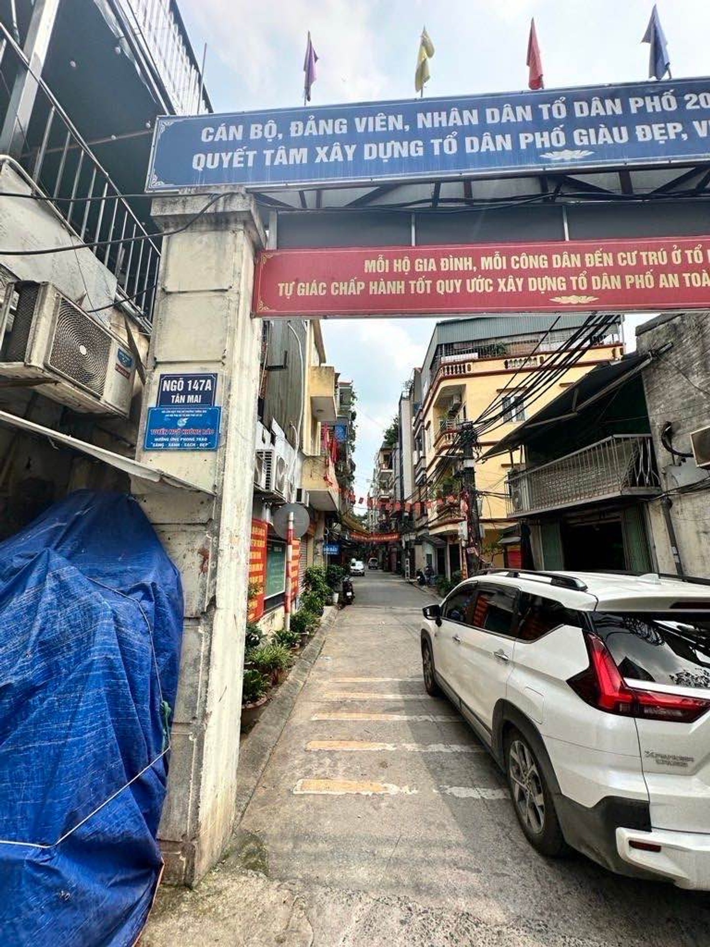 Bán nhà Tân Mai - diện tích 32m2 3 tầng - Nhà đẹp hiếm có - giá 3,86 tỷ