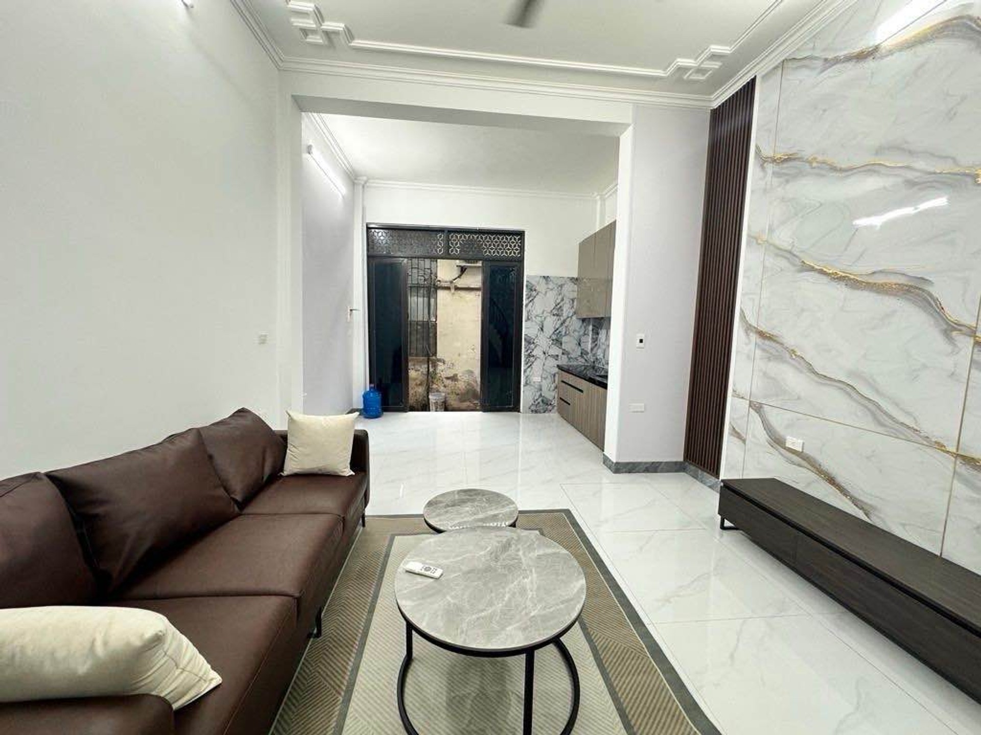 Bán nhà Tân Mai - diện tích 32m2 3 tầng - Nhà đẹp hiếm có - giá 3,86 tỷ
