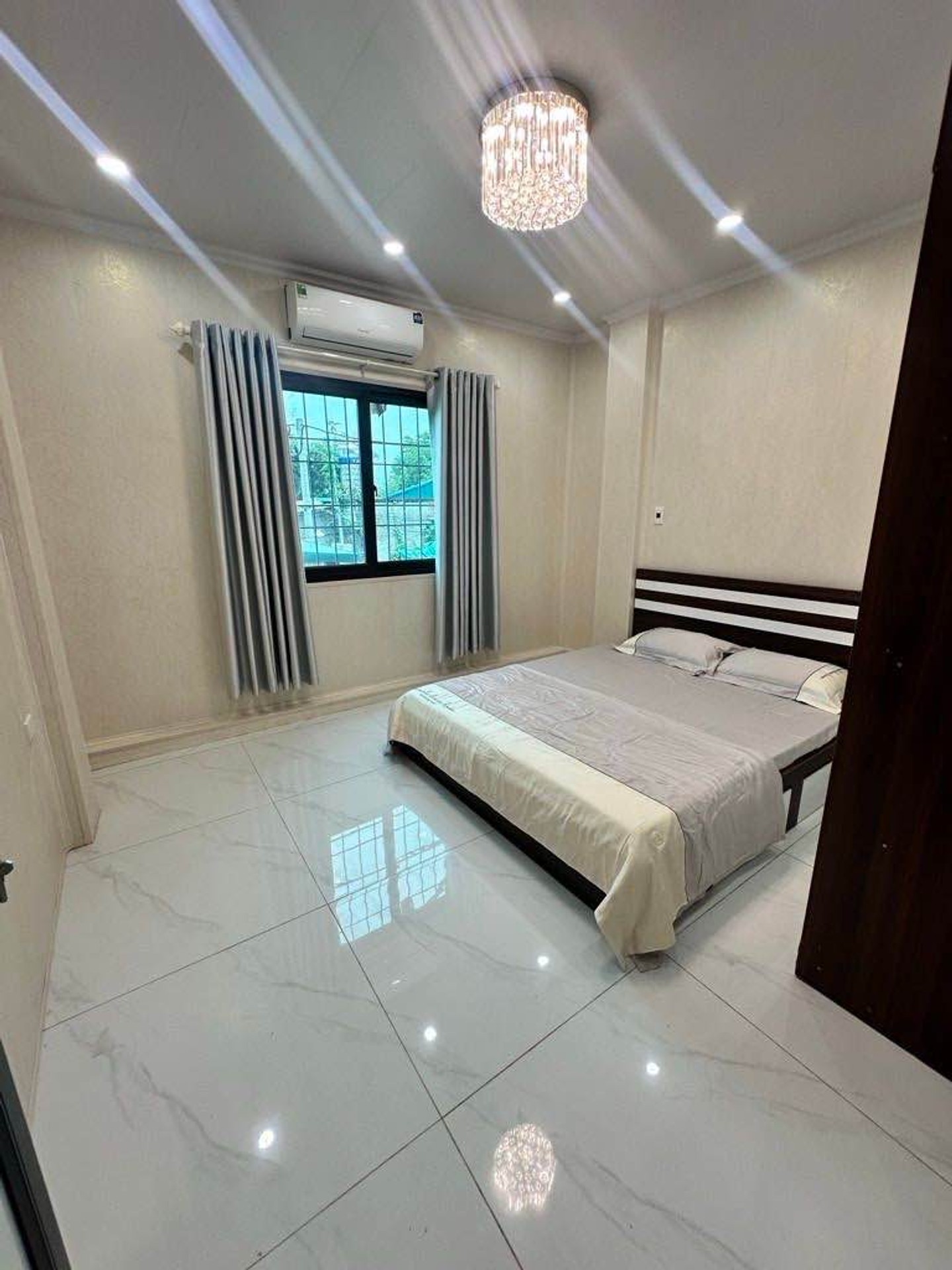 Bán nhà Tân Mai - diện tích 32m2 3 tầng - Nhà đẹp hiếm có - giá 3,86 tỷ