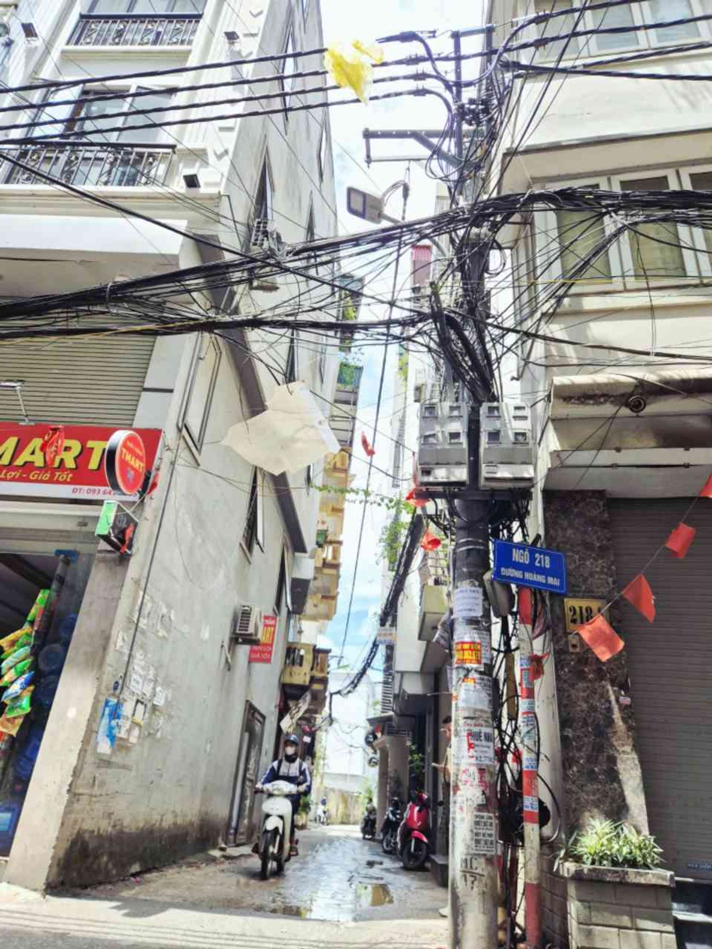 Bán nhà Hoàng Mai - diện tích 30m2 5 tầng - Nhà đẹp hiếm có - giá 8,2 tỷ