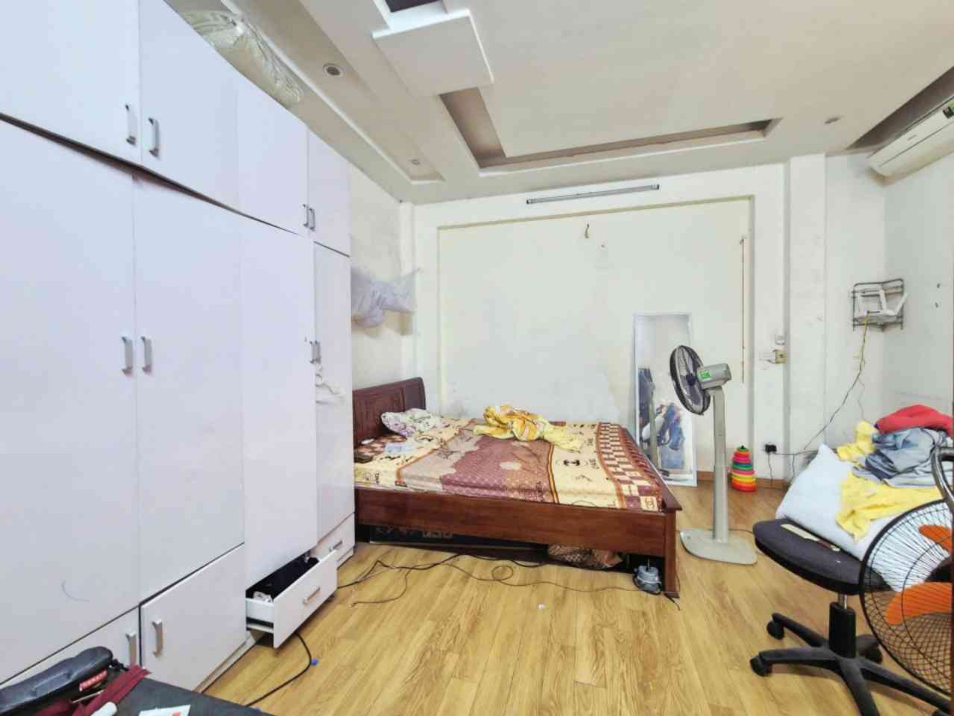 Bán nhà Hoàng Mai - diện tích 30m2 5 tầng - Nhà đẹp hiếm có - giá 8,2 tỷ
