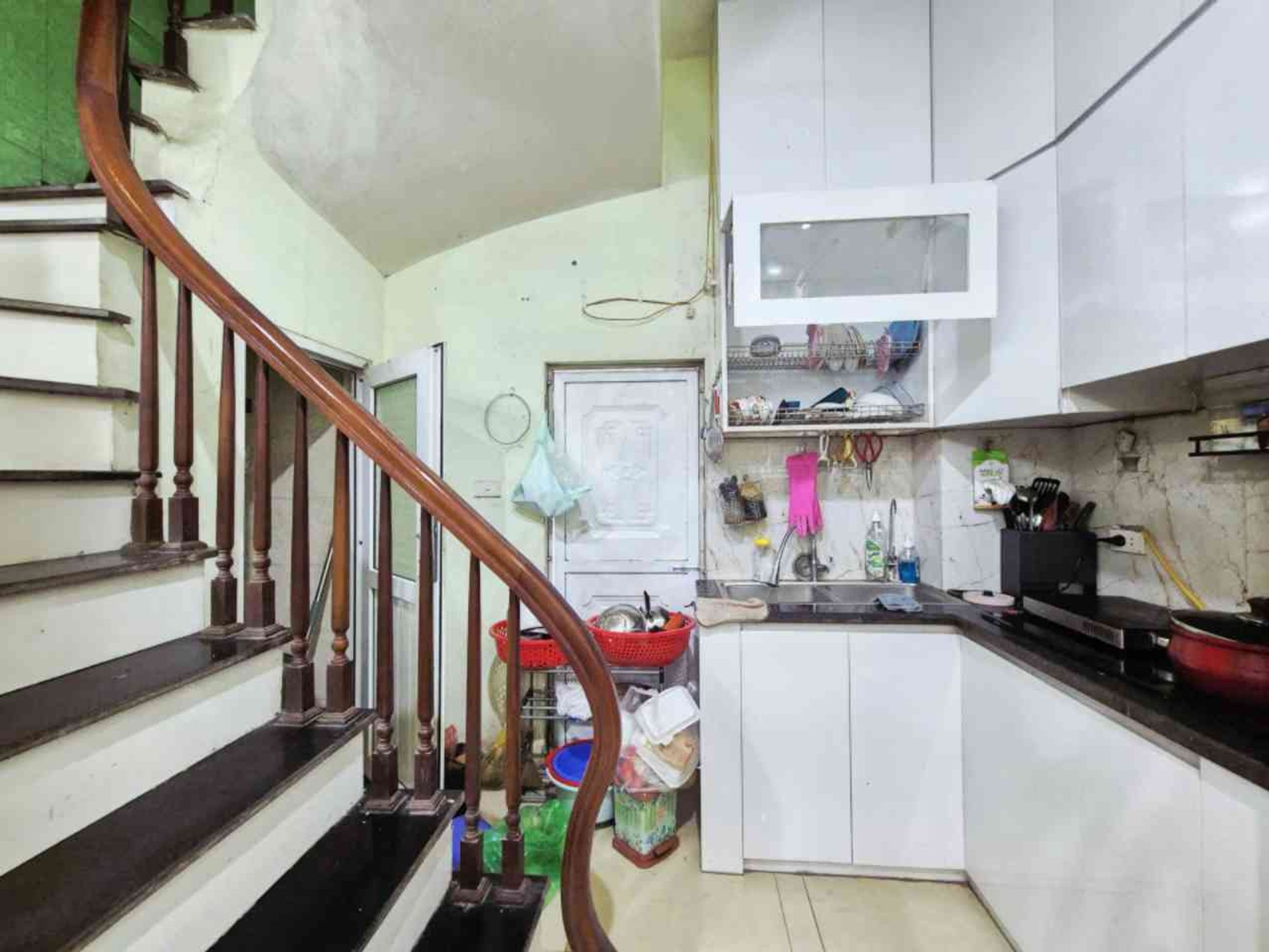 Bán nhà Hoàng Mai - diện tích 30m2 5 tầng - Nhà đẹp hiếm có - giá 8,2 tỷ